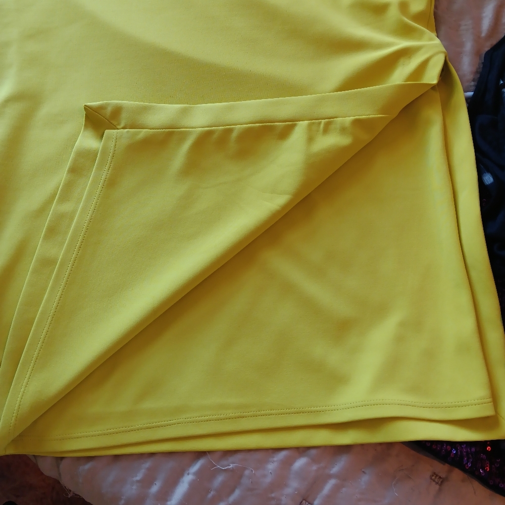 Green yellow Express side slit pencil skirt - Picture 7 of 7